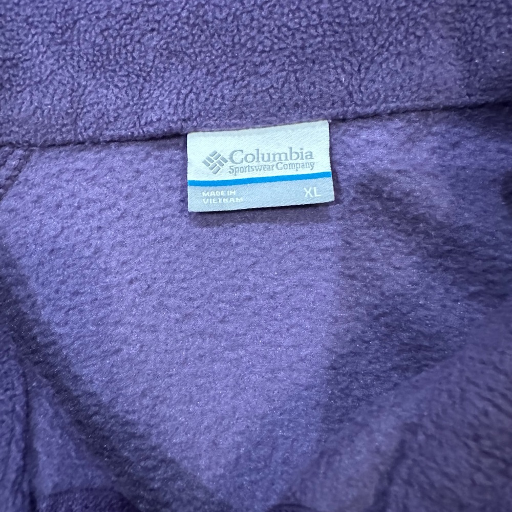 Columbia size XL purple fleece zip jacket with zip pockets - Picture 2 of 9